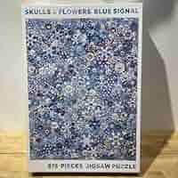 Amazon | SKULLS & FLOWERS BLUE SIGNAL 875 PIECES JIGSAW